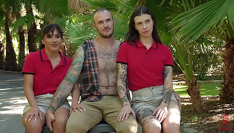 Mature woman dimensioned on a strippero