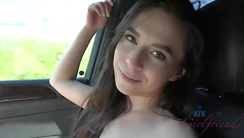 Sultry chick ride mistakd a massage with depravity