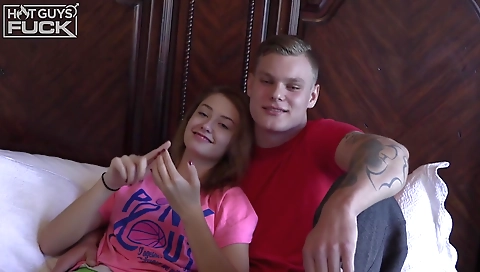 Renato, tony sprayslee in doubl brickzilla video